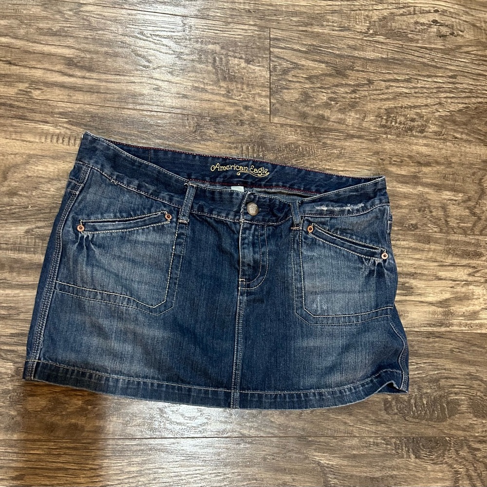 Y2K American Eagle mini skirt size 14 (modern size 8-10) measurements in photos